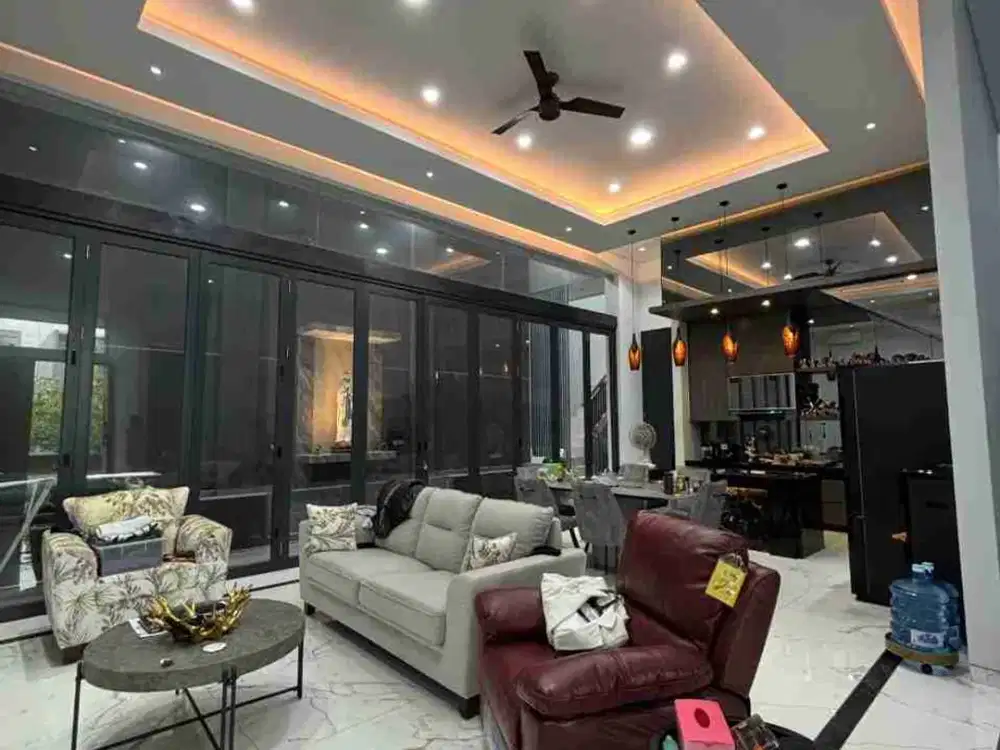 SEMI FURNISH BAGUS SIAP HUNI RUMAH CITRALAND UTAMA HANYA 7M an NEGO