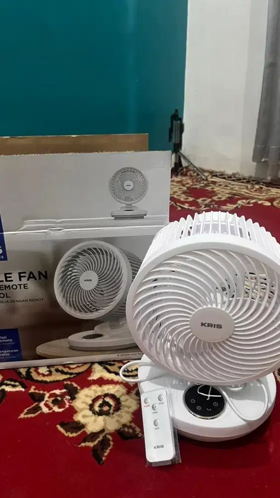 Kris kipas angin table fan