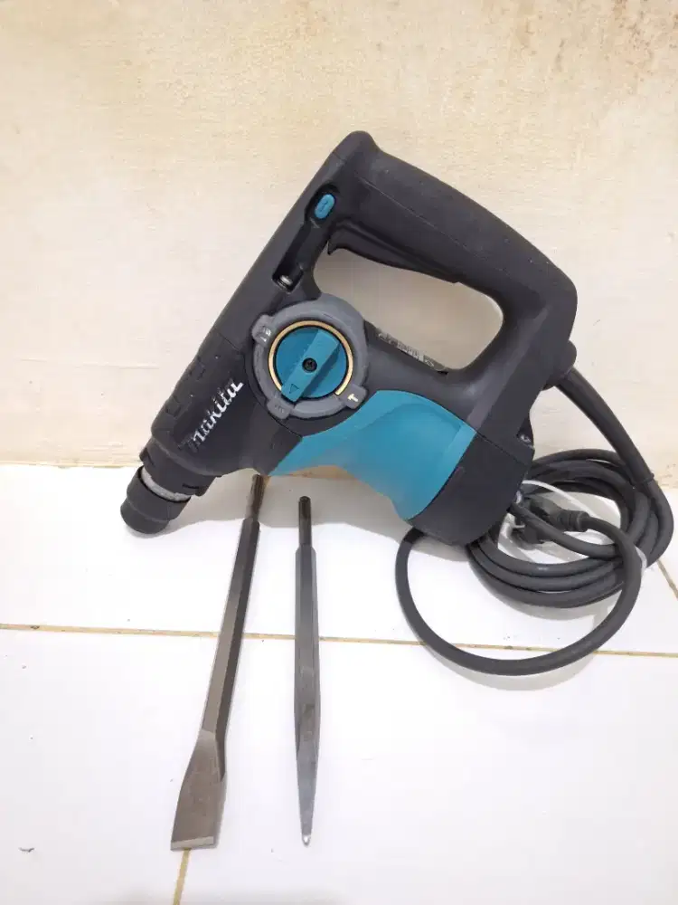 Rotary hammer drill makita HR2810 3 fungsi