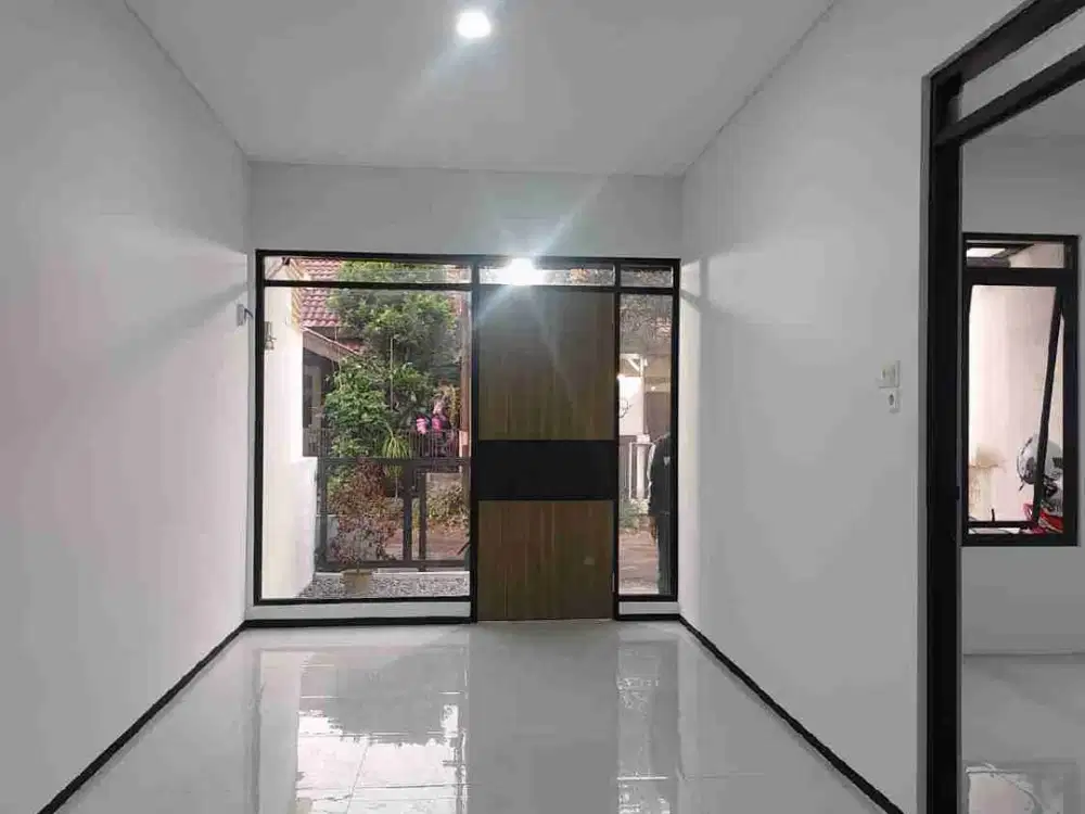 siap huni minimalis full renovasi di taman Kopo indah 2