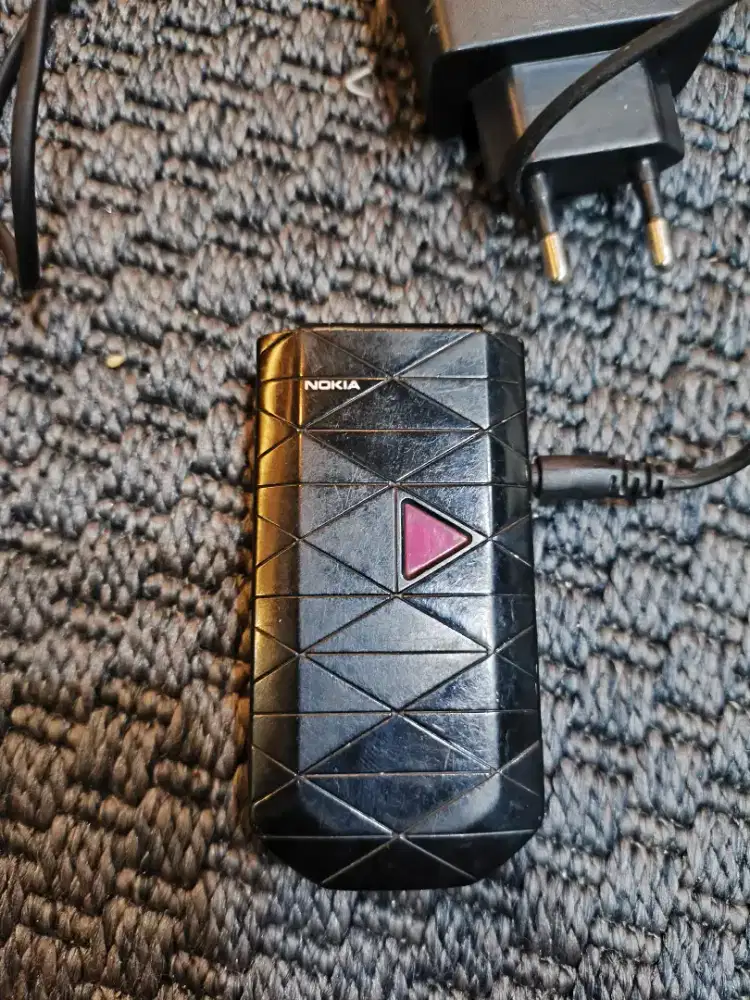 HP NOKIA CLIP + CHAGER ORIGINAL MATOT