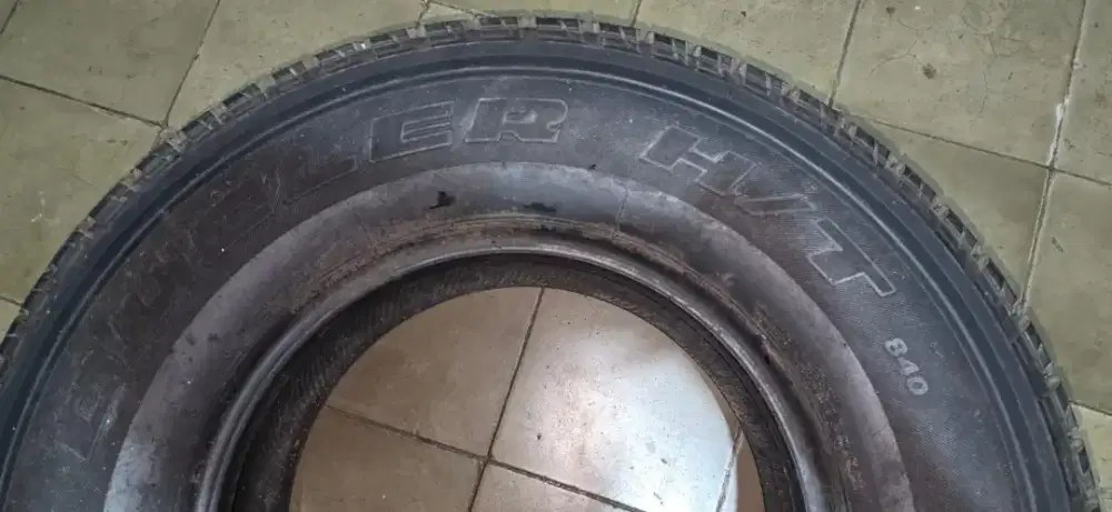 Ban bekas bridgestone