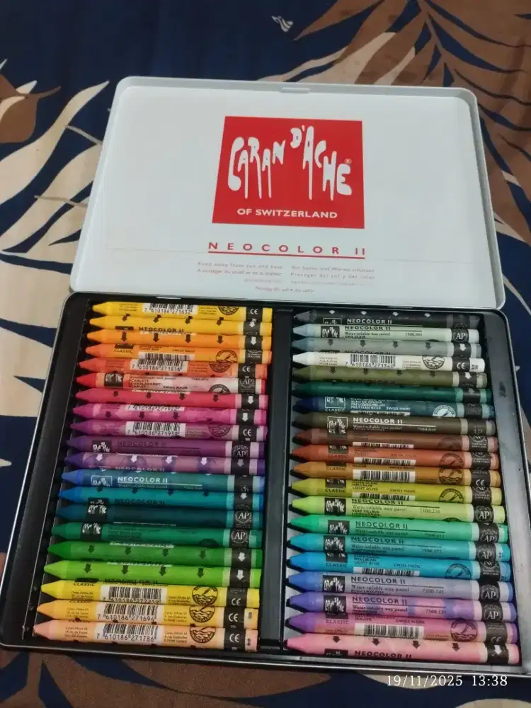 Crayon carandash nego