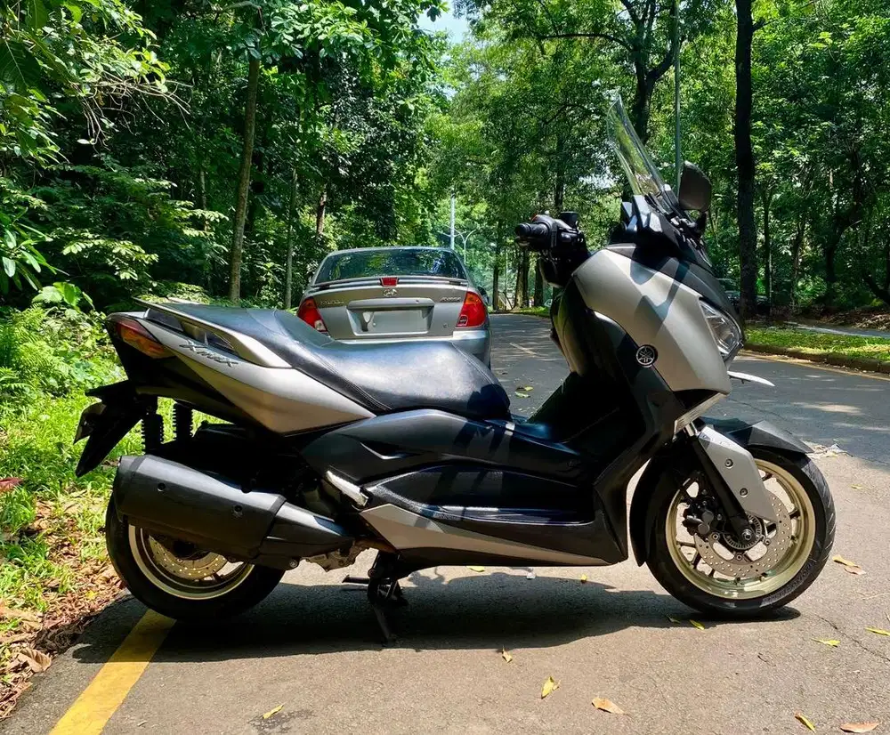 Yamaha Xmax 250 ABS Keyless MULUSSS Surat Lengkap