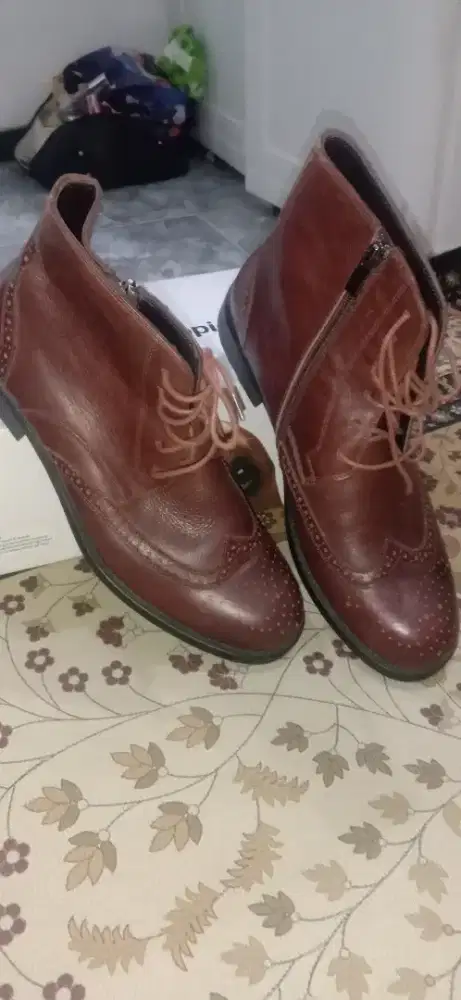 Sepatu Andrew size 41 warna Henrique brown