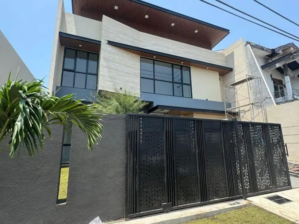 Turun Harga 300 jt, Rumah Mewah Tengah Kota
