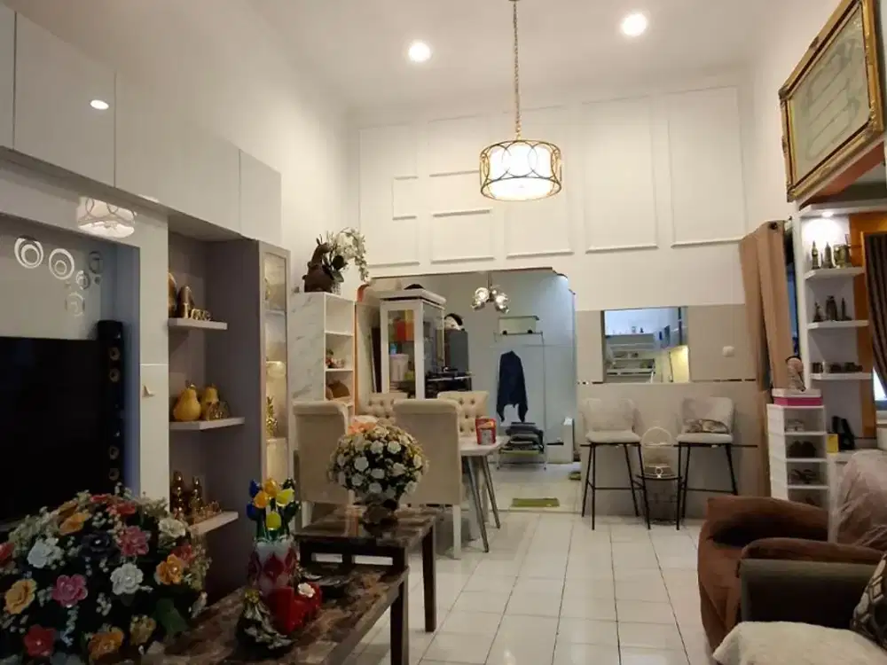 RUMAH BAGUS SIAPHUNI KOTA WISATA CIBUBUR JAKARTA TIMUR