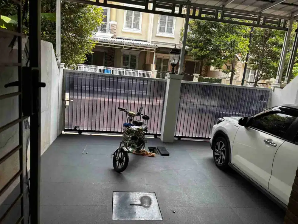 Dijual rumah 2 lantai di royal residence pulogebang permai Jakarta Timur