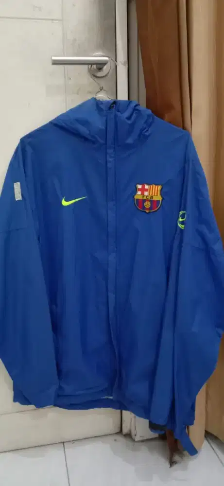 Jaket parasut size XL