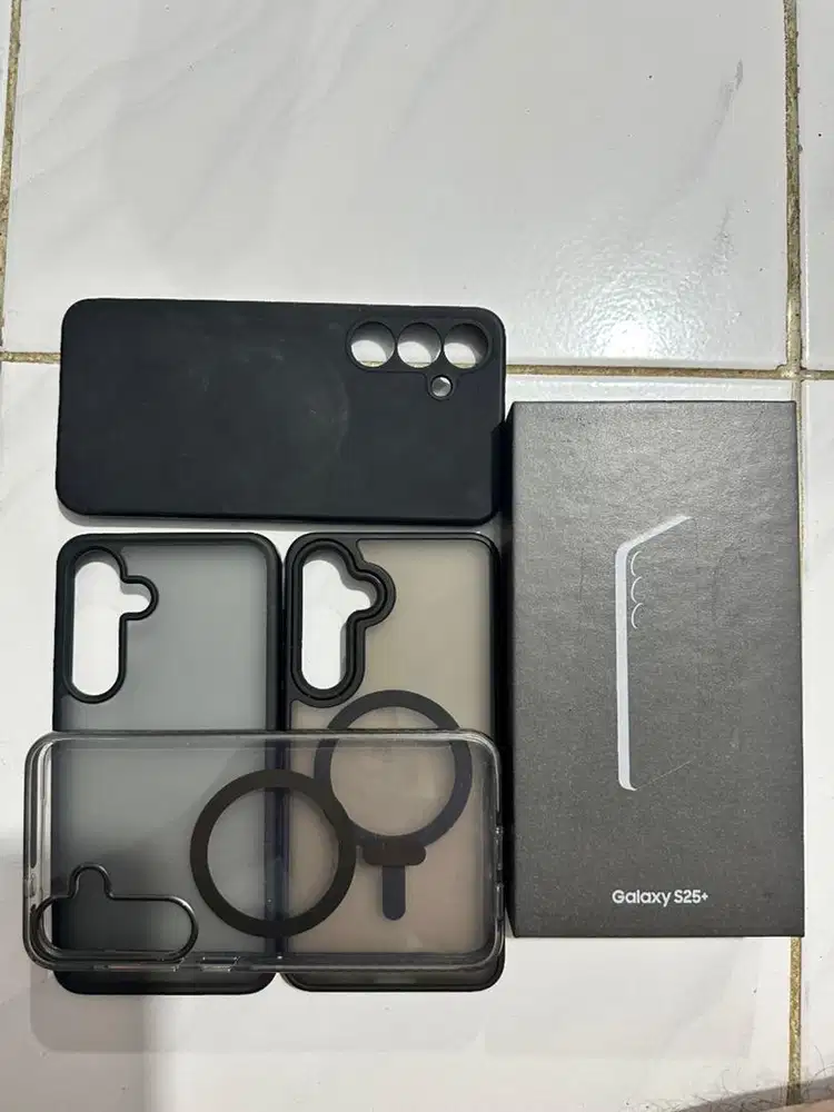 Samsung s25 Plus 12/256 Silver