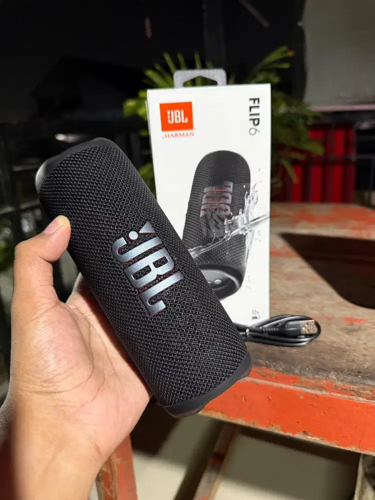 JBL Flip 6 Black like new