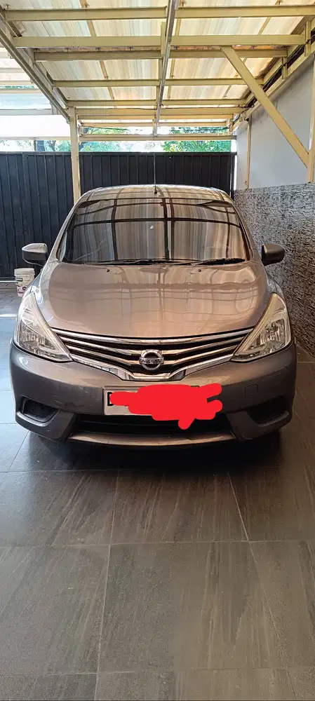 GRAND LIVINA 2015 SV 1.5 AT BENSIN