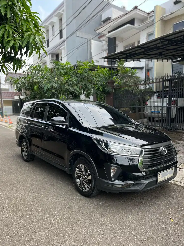 INNOVA REBORN LOW KM VENTURER LOOK