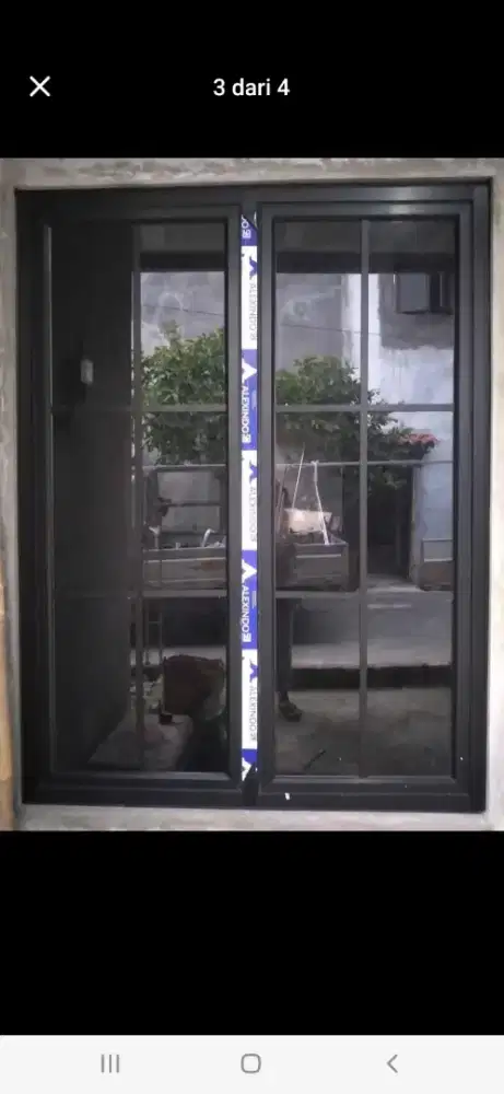 Jendela aluminium ornamen T200cm L120cm harga terpasang 2,6 jt / unit