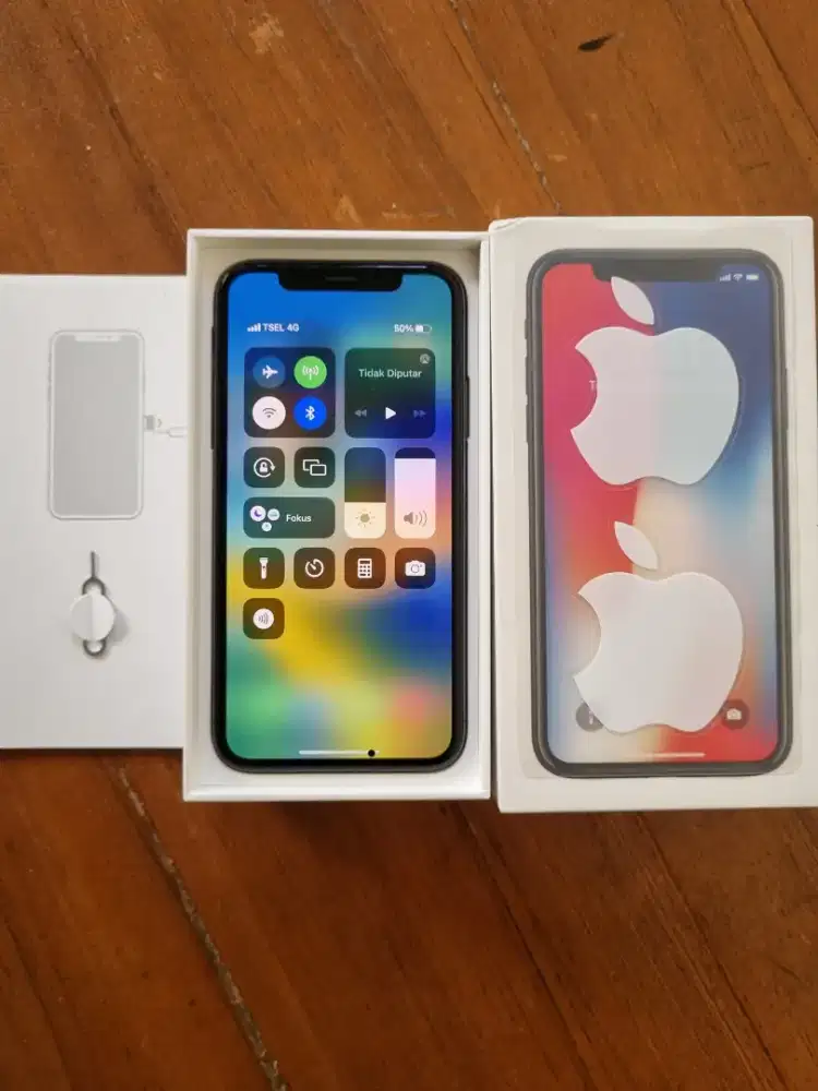 iPhone X 256GB iBox