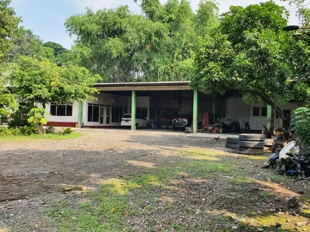 DIJUAL HARGA DIBAWAH NJOP Gudang dan Garasi Truck Nol Jalan By Pass Mojokerto