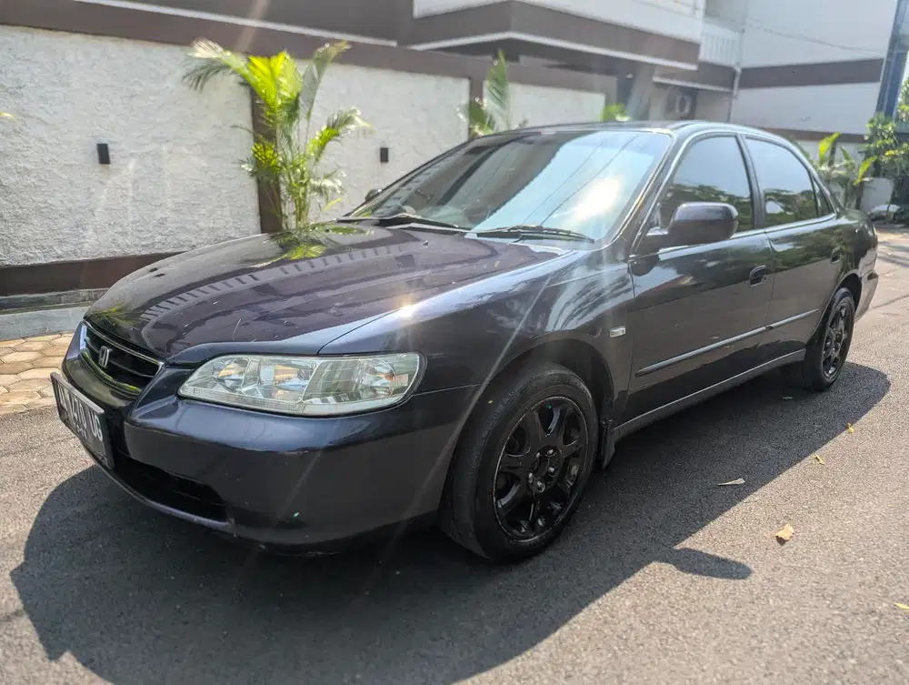Honda Accord 2001 Bensin