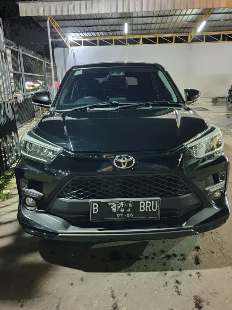 Toyota Raize GR TSS Matic Hitam