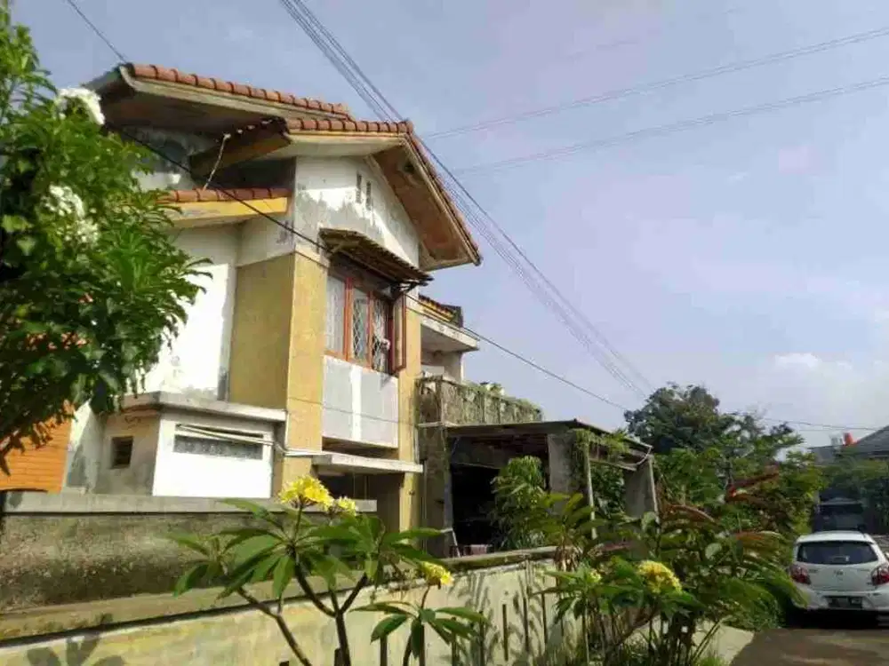 rumah hoek 2lantai siap huni dekat griya arcamanik bandung
