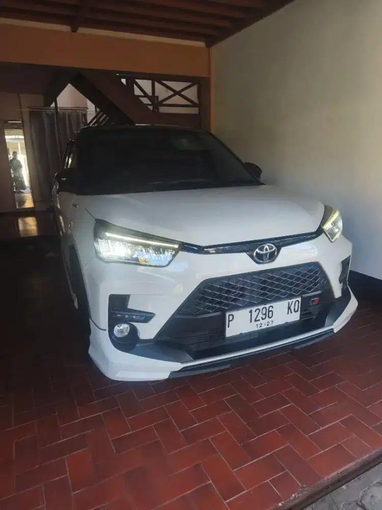 Raize milik pribadi service record auto2000 siap pakai