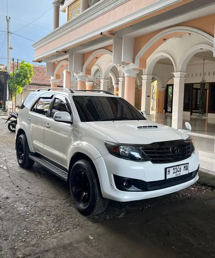 Toyota Fortuner 2012 Diesel