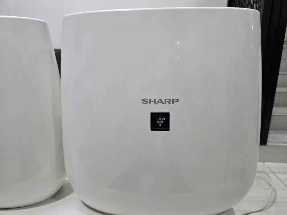 Sharp Purifier FP-J30Y Hitam