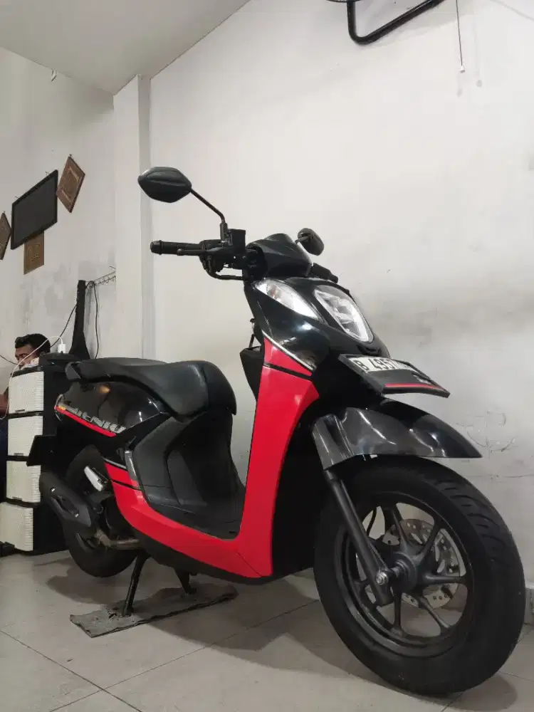 Genio CBS 2024 / 2025 Mulus Banget Orisinil Plat Jakarta ABBA