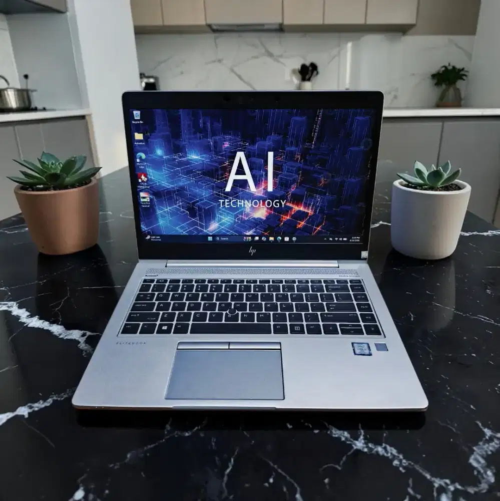 Laptop HP Elitebook TOUCHSCREEN 840 G6 Core i7 SSD 512Gb RAM 8Gb SLIM