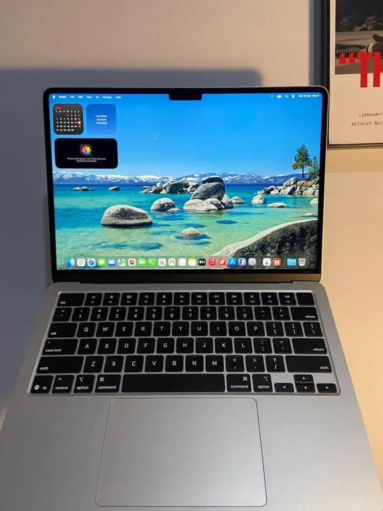MacBook Air M4 16GB/512GB Silver – Fullset iBox, Garansi On