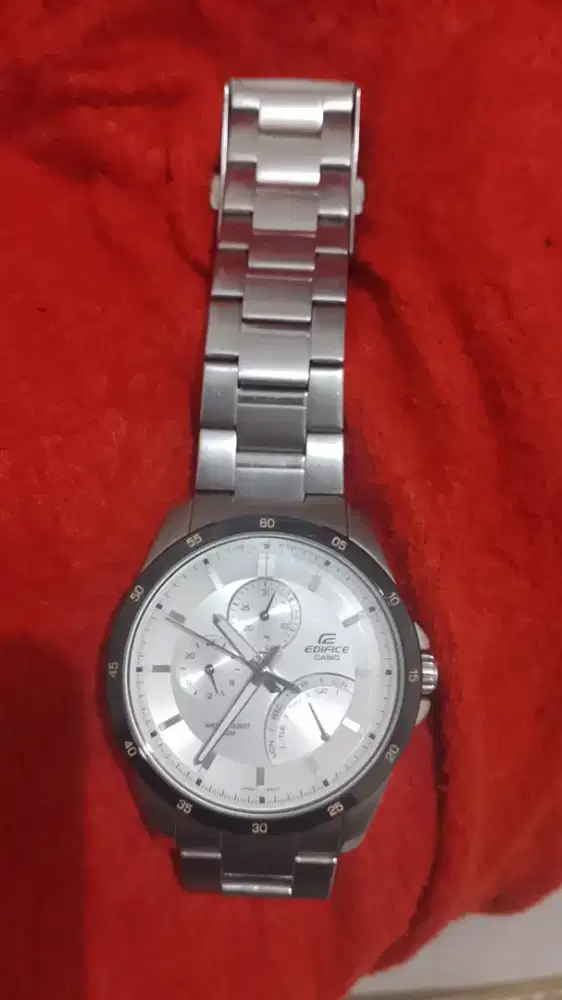 Casio Edifice EF-341 Original - White Silver Dial (Modul 5062)