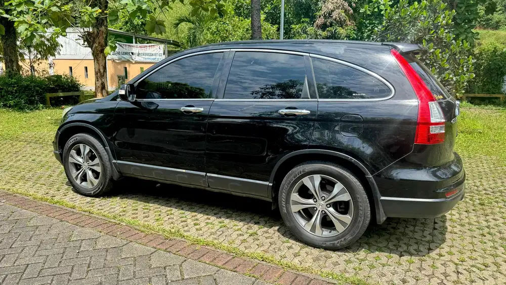 Honda CR-V 2010 Bensin