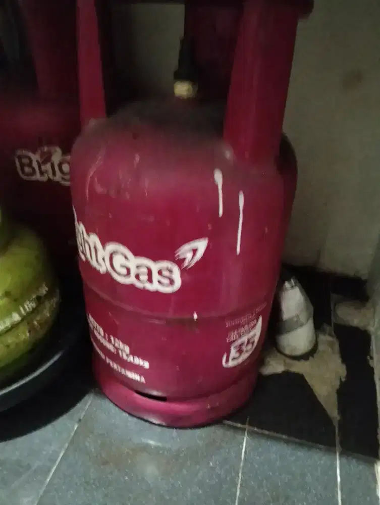 Gas 12 kilo kosong