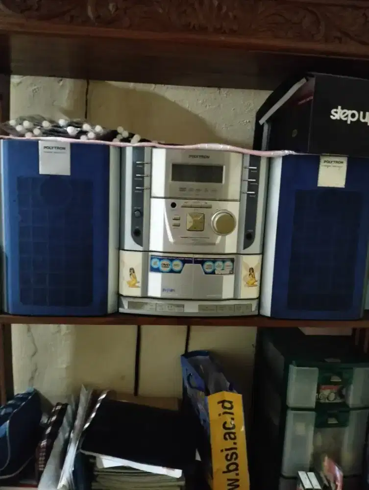 Radio Polytron bagus