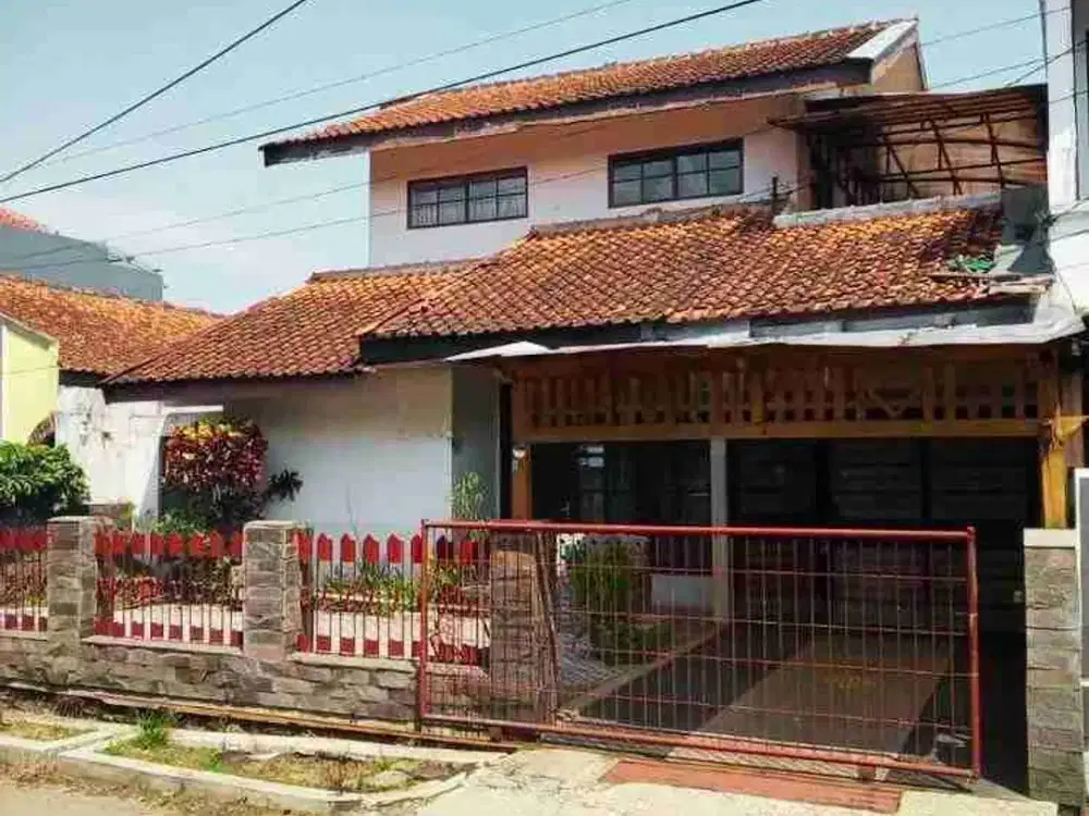 rumah 1.5lantai lokasi strategis dekat griya di golf arcamanik bandung kota