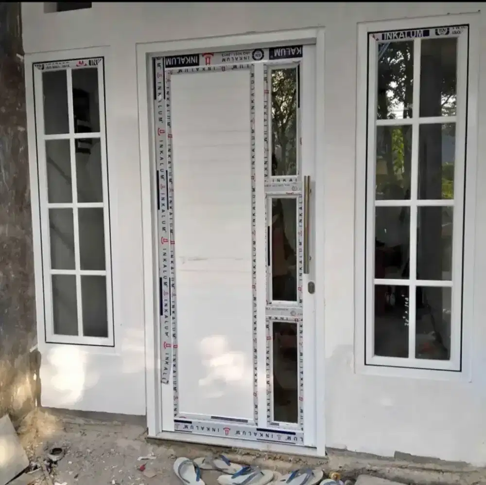 Pintu dan jendela aluminium