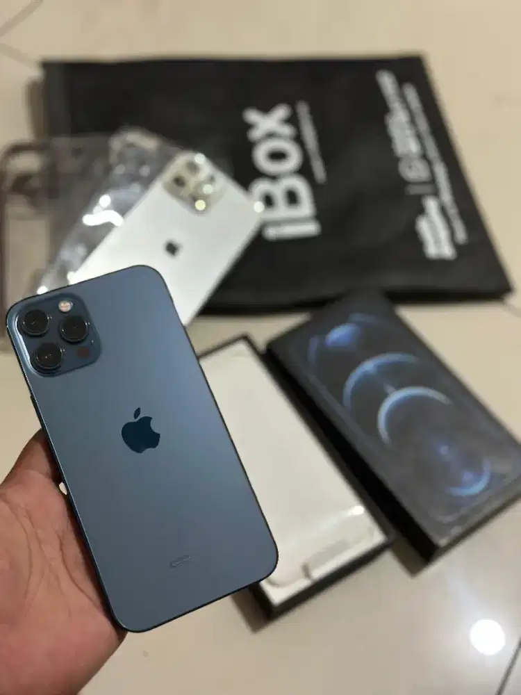 iPhone 12pro max 128 iBox