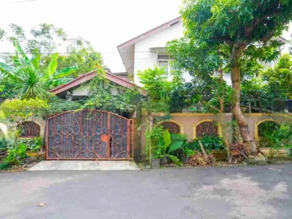 RUMAH HOEK 2 LANTAI PAMULANG BEBAS BANJIR AKSES 2 MOBIL