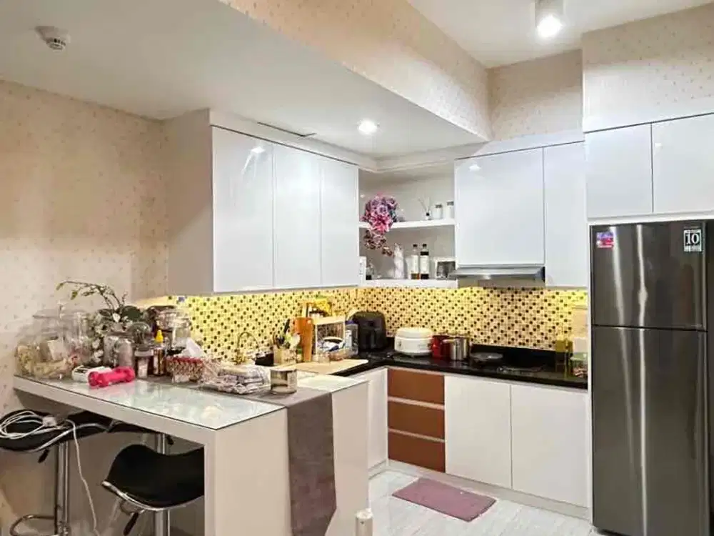 Jual Cepat 2BR Puncak Dharmahusada Luas 56 Furnish Siap Huni Dkt Unair,ITS