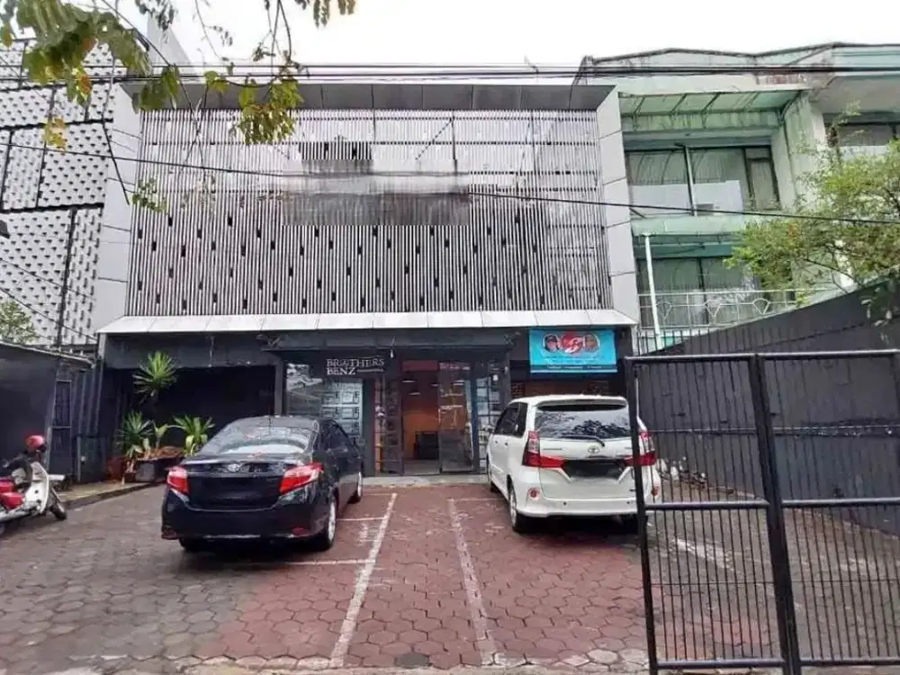 Dijual cepat bangunan strategis di mainroad pelajar pejuang bandung