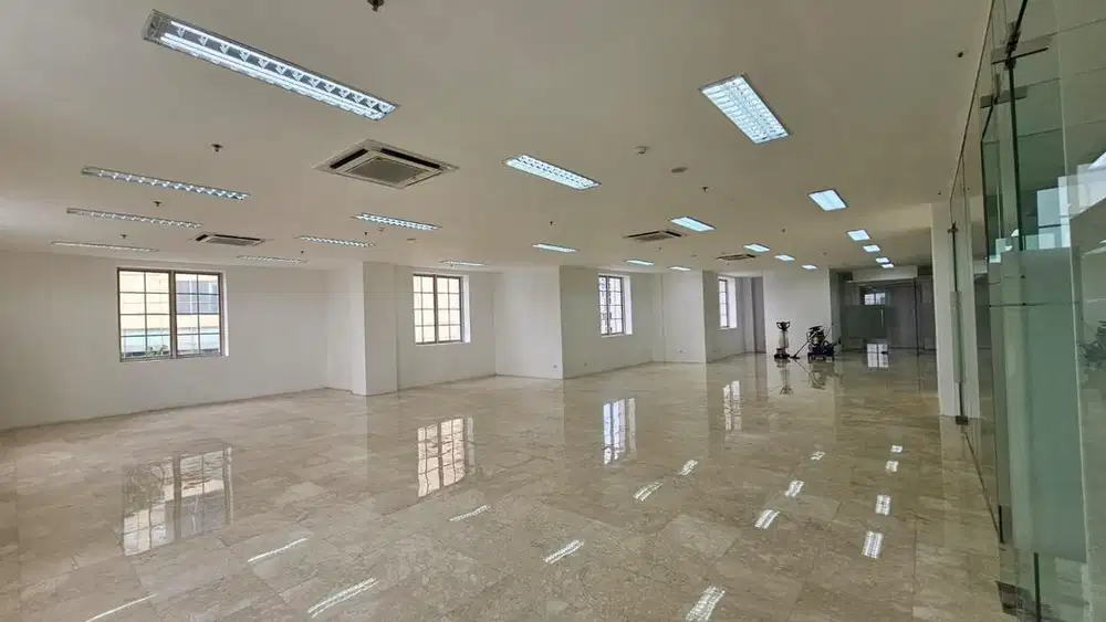 SIAP PAKAI! DIJUAL GEDUNG KOMERSIAL SEGITIGA EMAS SBY PUSAT STRATEGIS