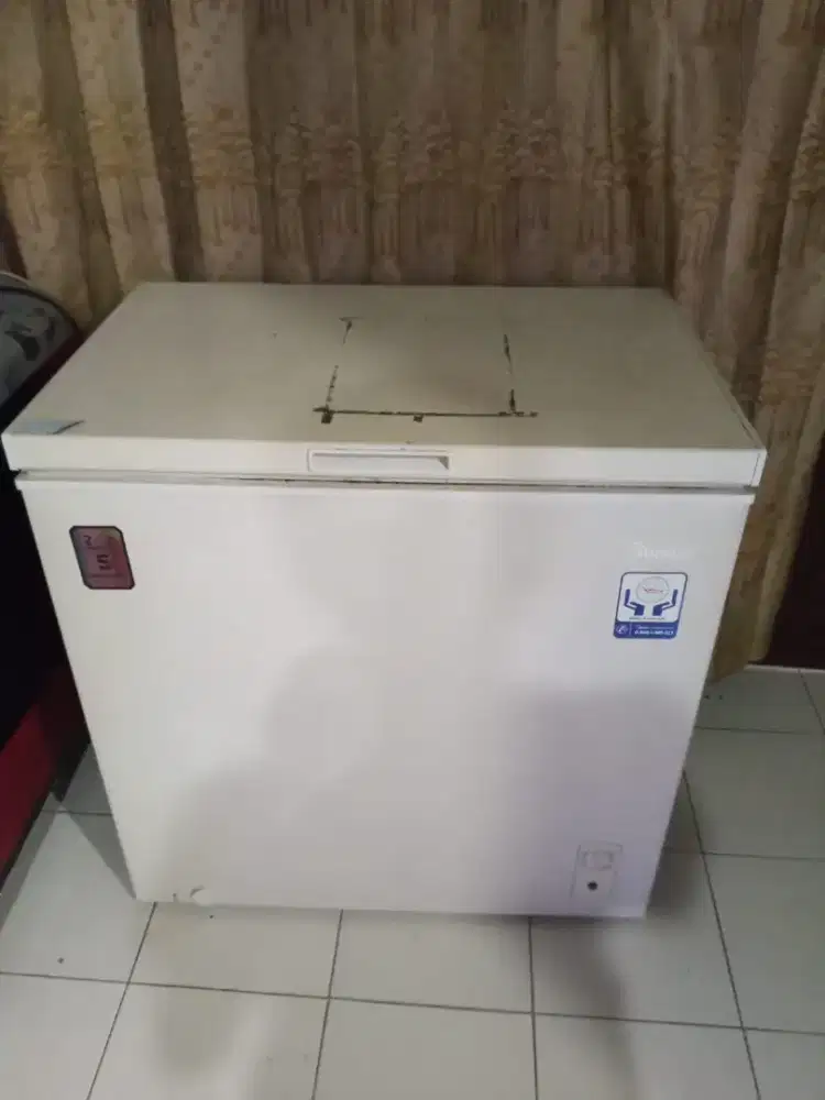 freezer MIDEA 200lt ,