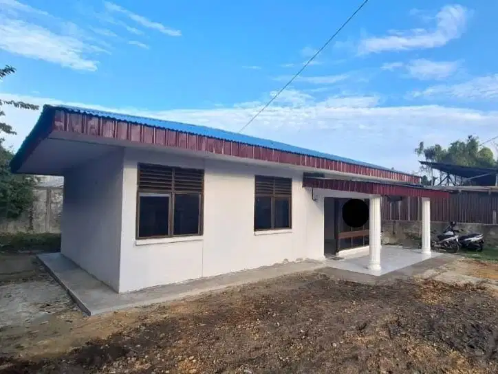 Disewakan Rumah Siap Huni 1 Lantai 4 Kamar Tidur Daerah Strategis Duri