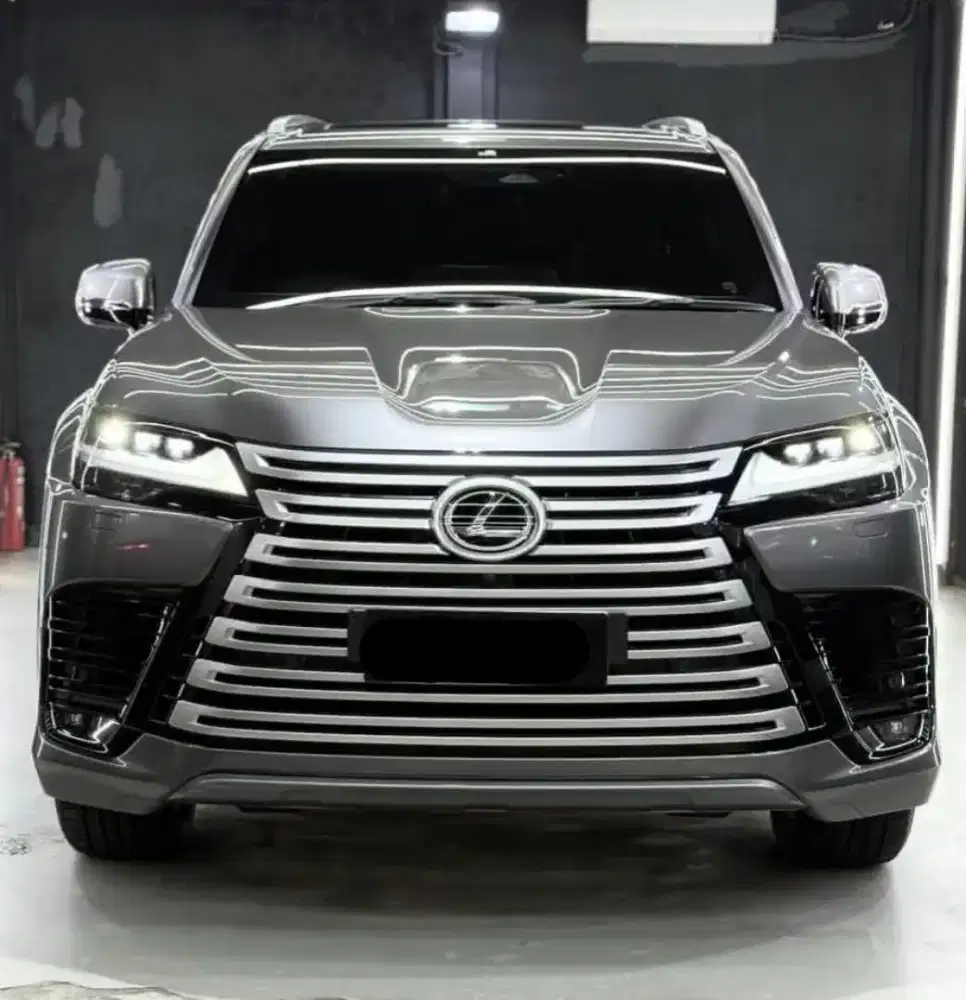 Lexus LX700h 7 Seater 2025
