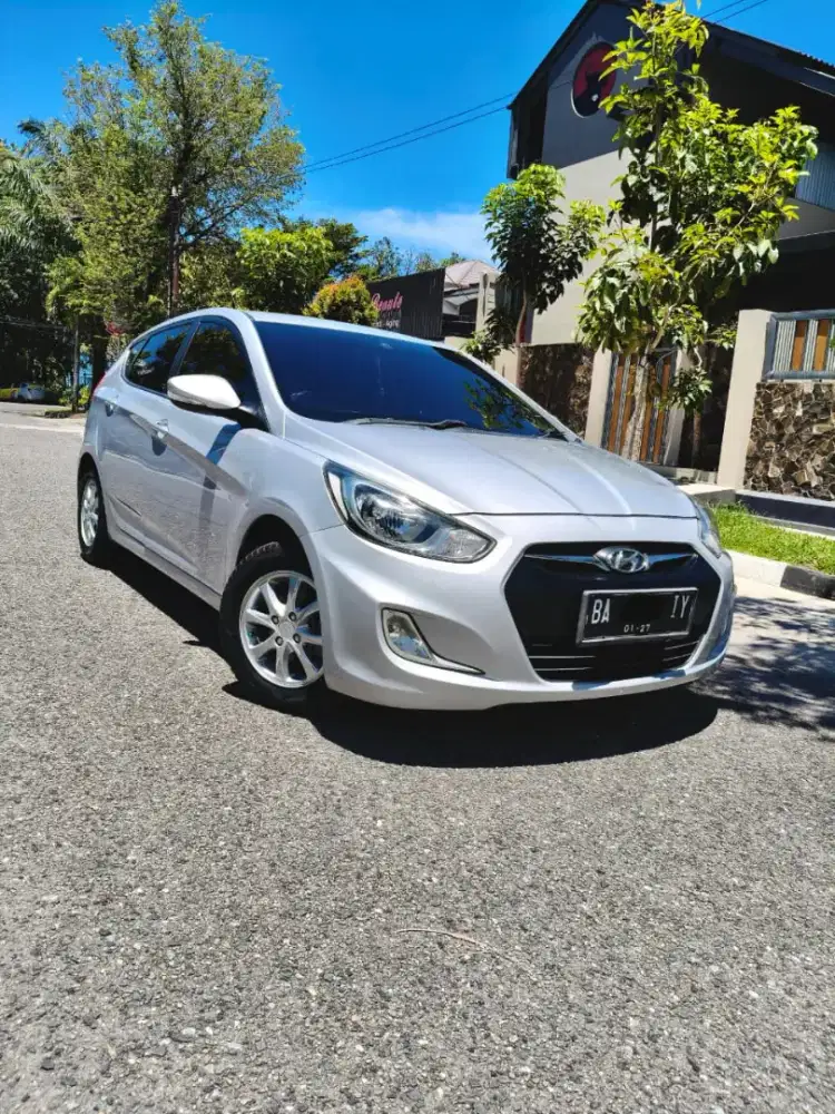 Dijual Cepat Mobil Hyundai Grand Avega 2012 Mulus Terawat Bersih