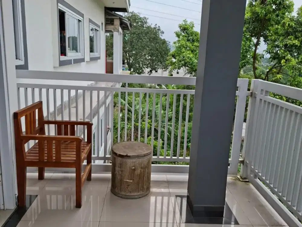 Rumah dijual siap huni dan asri di Cimahi