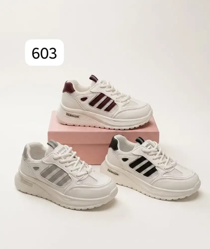 Admin media sosial tiktok,shopeedll