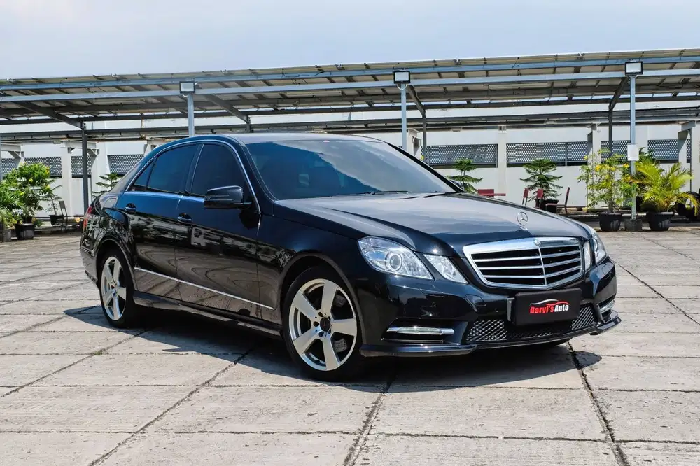 Low KM Mercedes Benz E250 AMG Line 1.8 2014