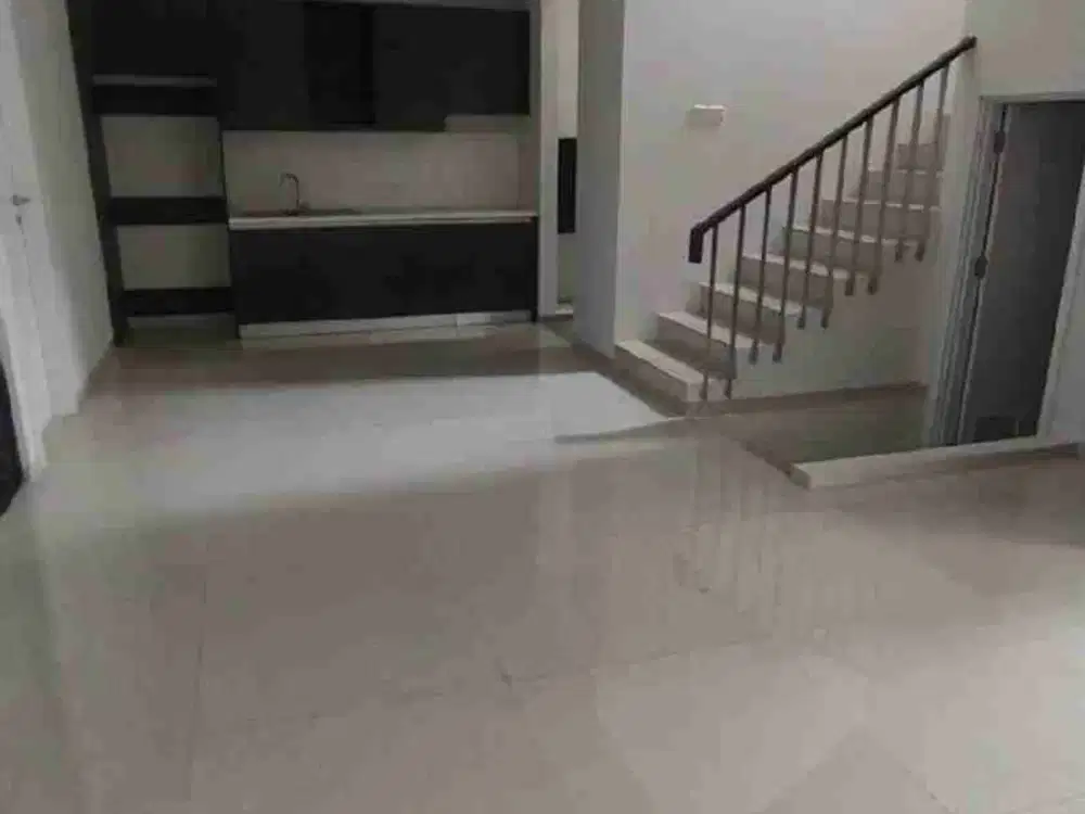 Dijual Rumah Rapi dan Nyaman di Kebayoran Infinity