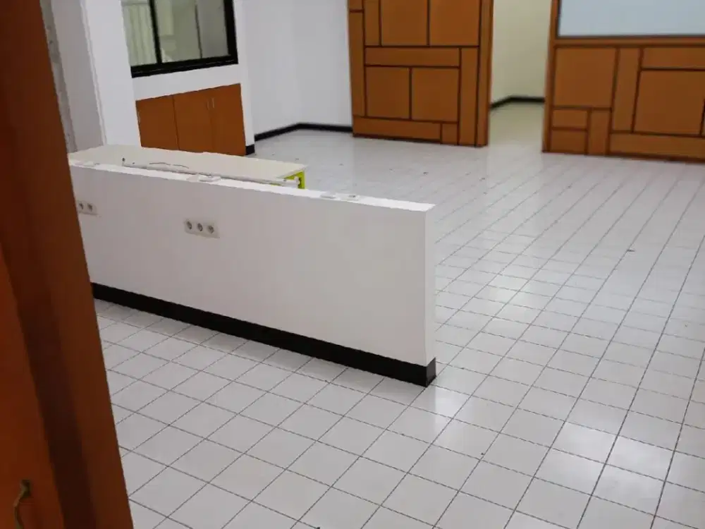 Disewakan ruko siap huni dan strategis di DAGO/pusat kota