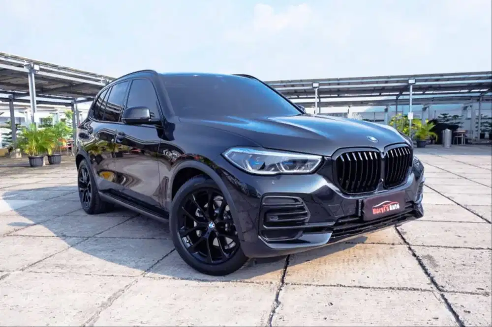 Low Km BMW X5 3.0 Xdrive40i G05 2022 Black On Black Like New